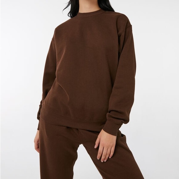 🌸 Ardene 🌸 basic brown sweater - Picture 1 of 8